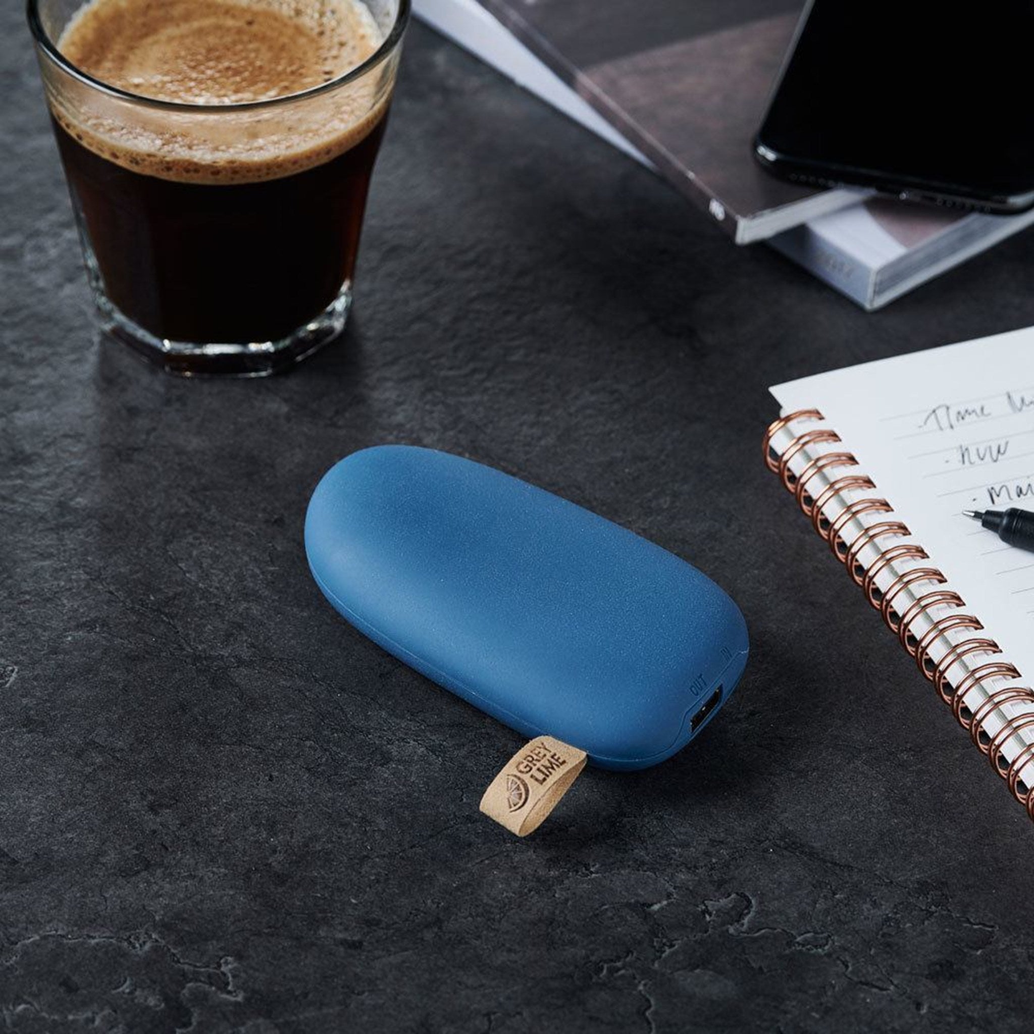 GreyLime-Power-Stone-5.200-mAh-powerbank-oppefra.jpg