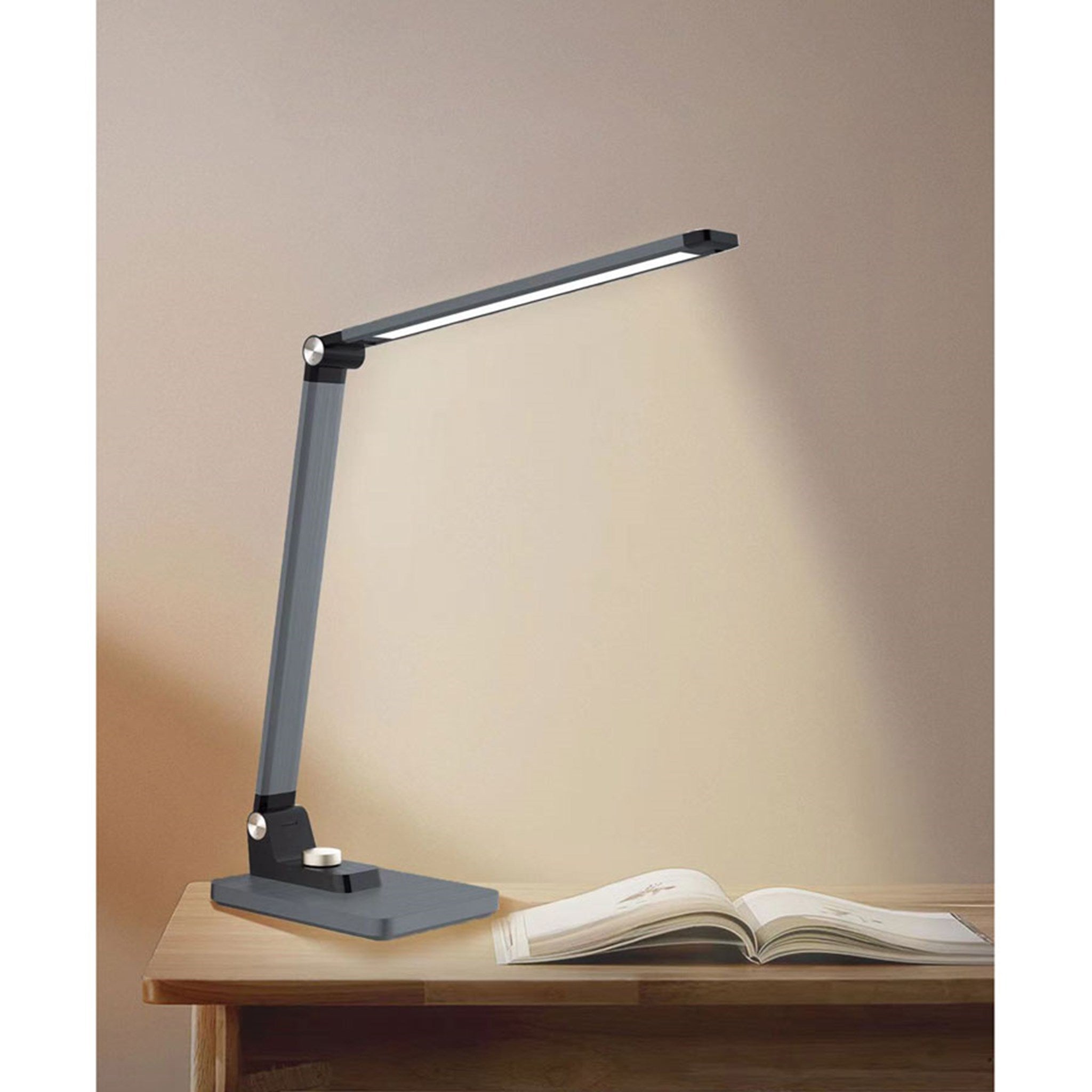 LPL 094 Lippa LED Slim Aluminium Skrivebordslampe, Silver 4