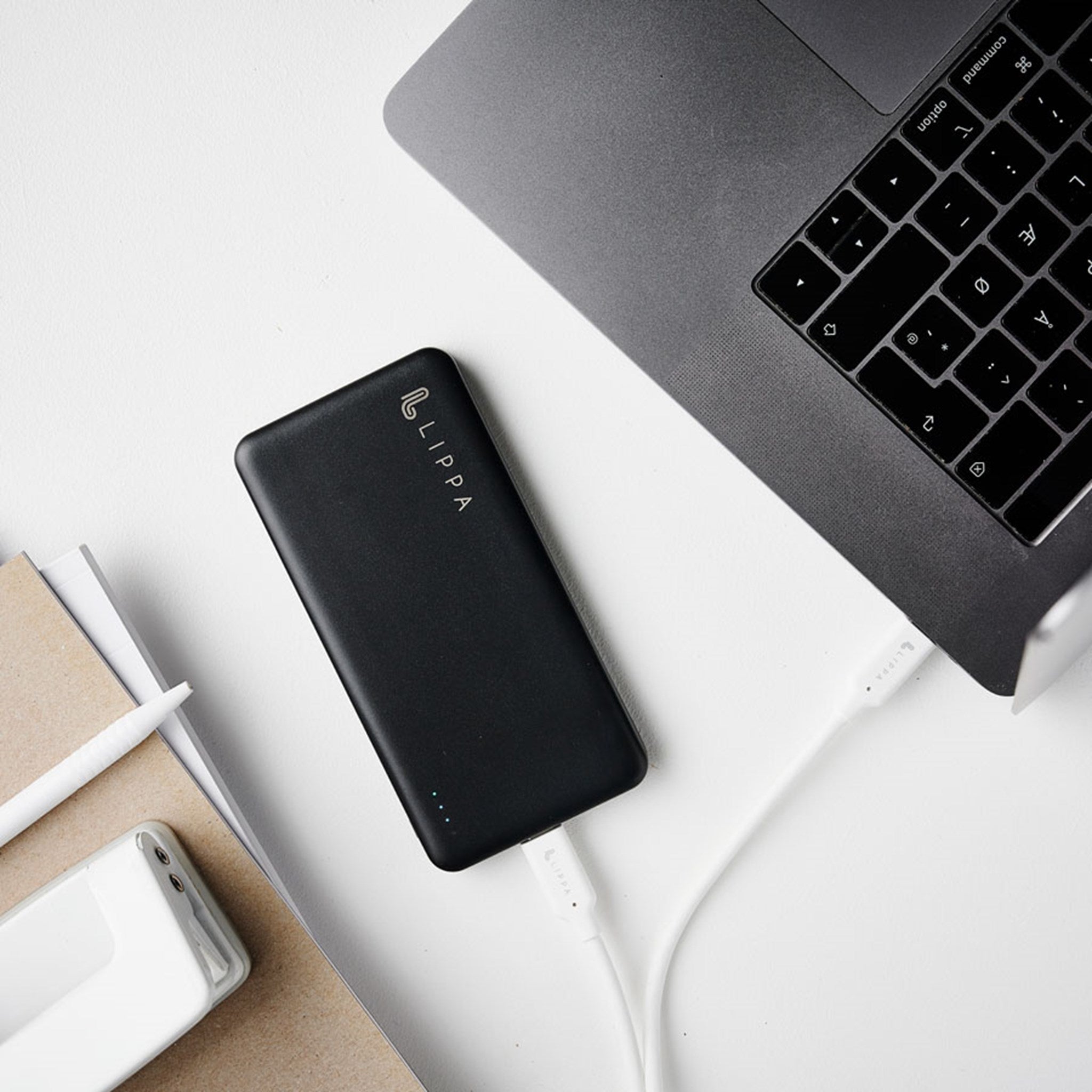 LPPB10000FC Lippa 10.000 Mah Powerbank 18W USB C PD & QC USB A Output, Black Lys