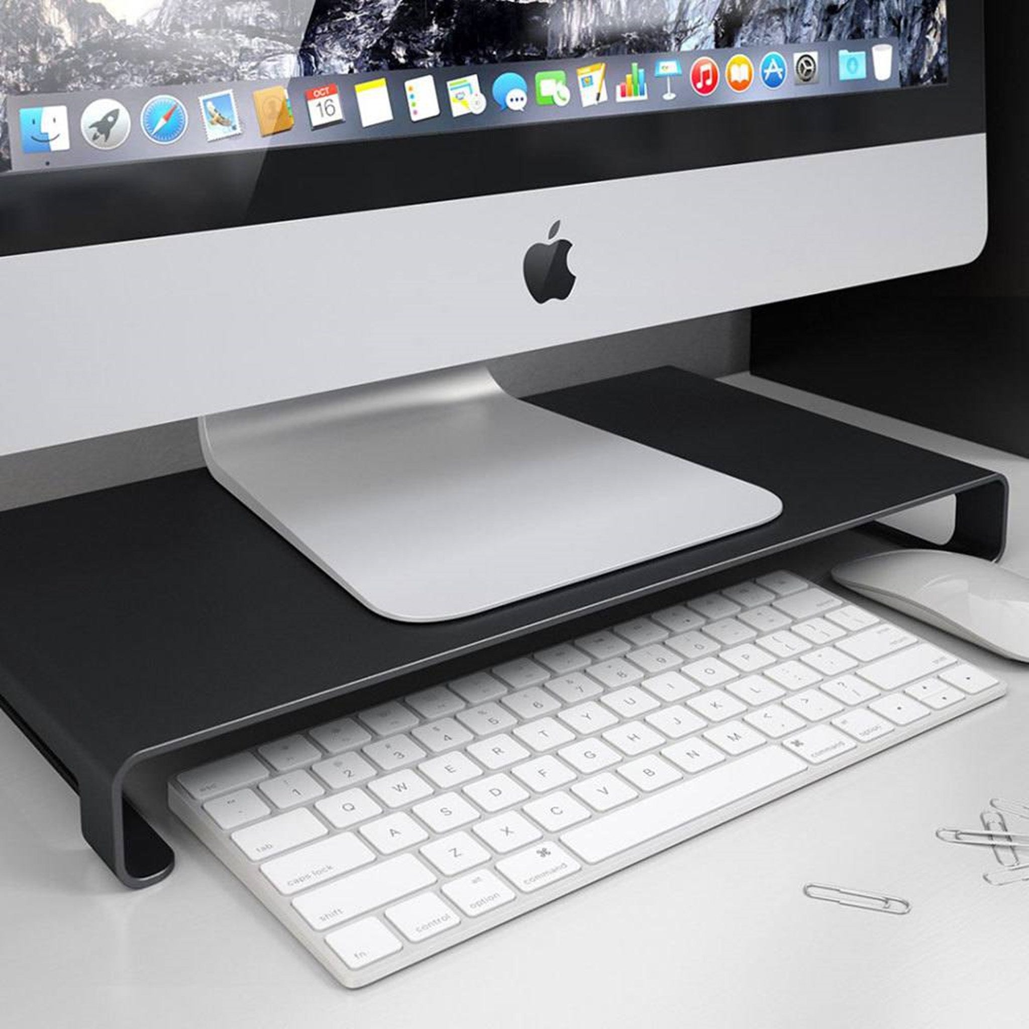 Satechi-aluminium-computer-stand-ST-ASMSM-3.jpg