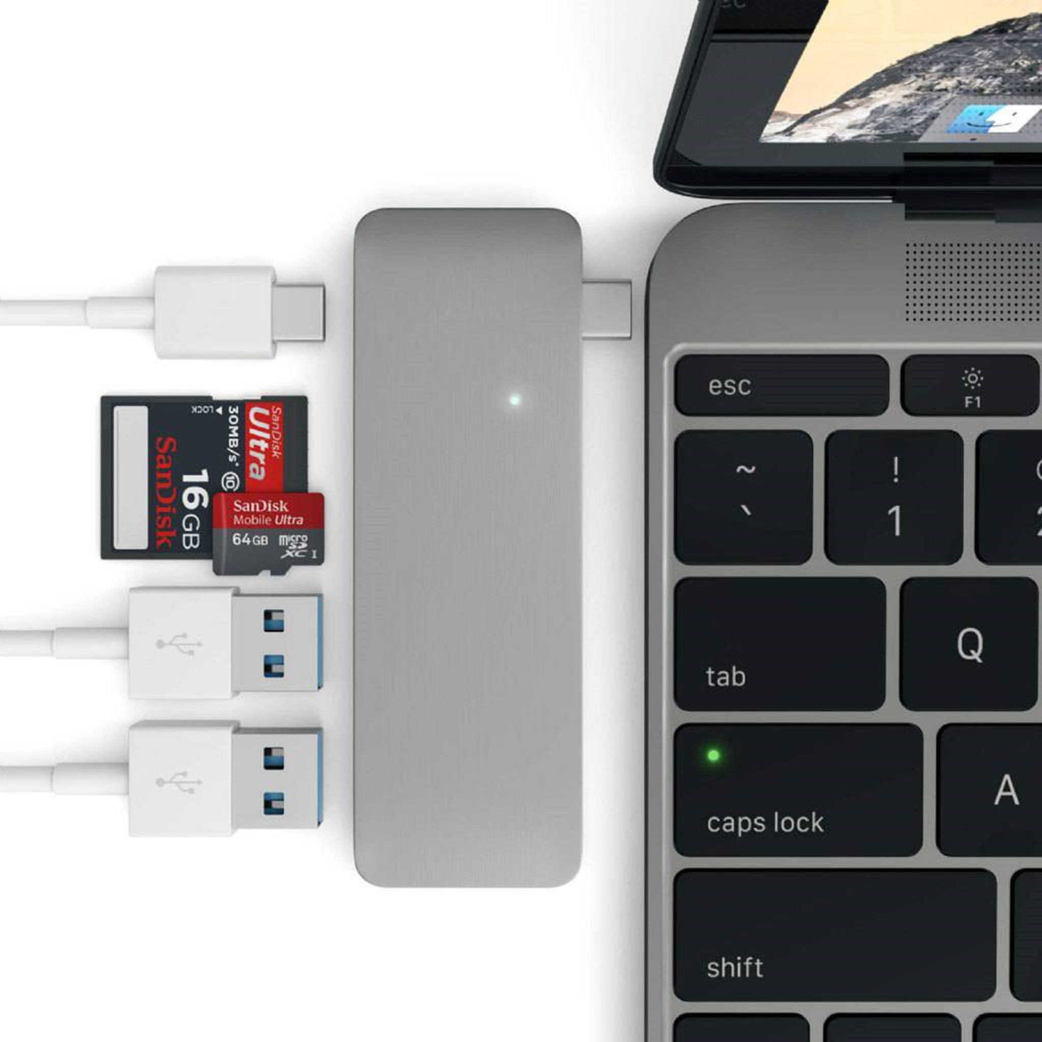 Satechi-USB-C-Pass-Through-USB-Hub-ST-TCUPM-2.jpg